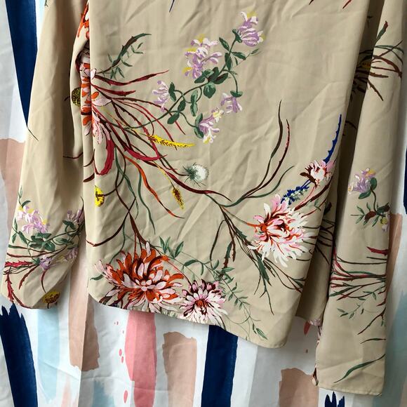 H&M Cream Floral Mock Neck Long Sleeve Blouse Size XS - Picture 9 of 13